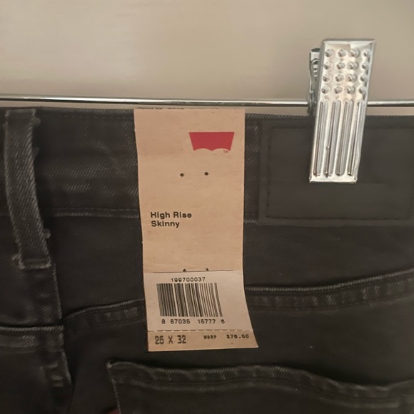 Levi’s Denim - Picture 5 of 5